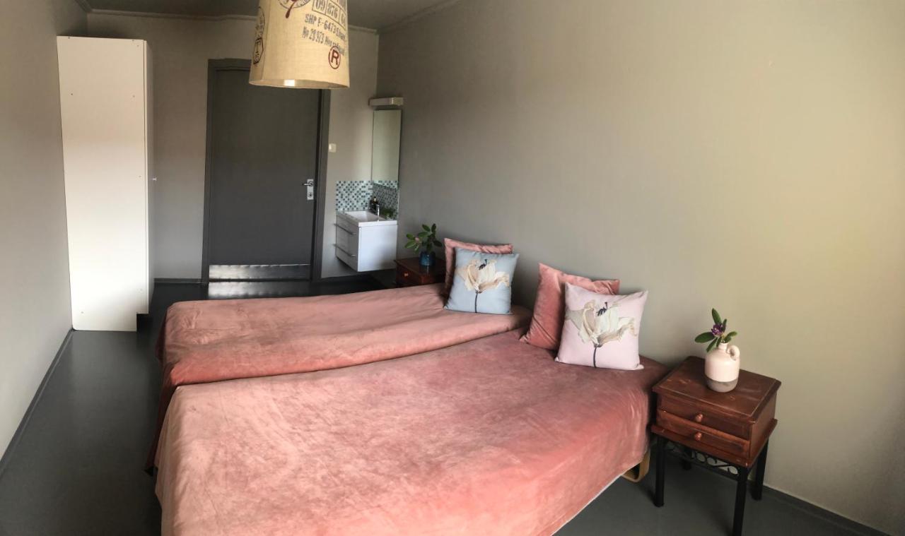 Lovisenlund Vandrarhem Ovrebo Exteriör bild