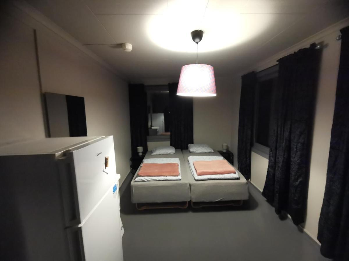 Lovisenlund Vandrarhem Ovrebo Exteriör bild