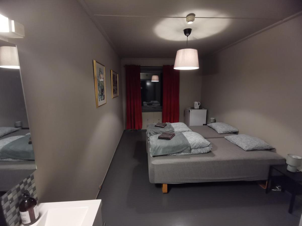 Lovisenlund Vandrarhem Ovrebo Exteriör bild