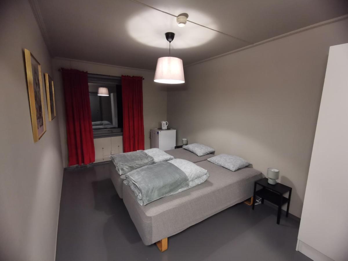 Lovisenlund Vandrarhem Ovrebo Exteriör bild
