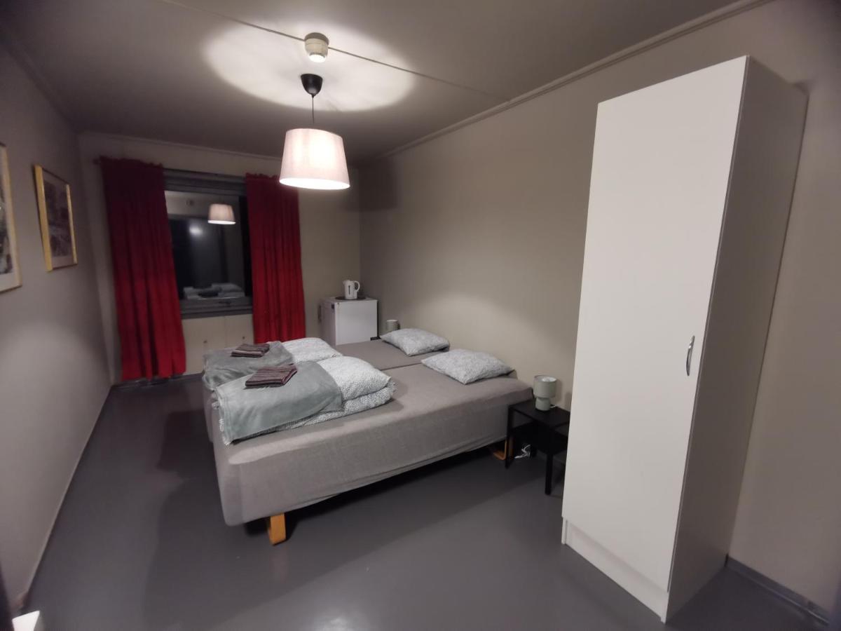 Lovisenlund Vandrarhem Ovrebo Exteriör bild